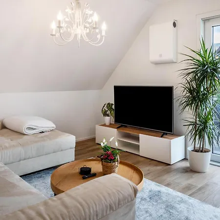 Apartment Ferienhaus Ebringen *