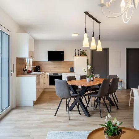 Apartment Ferienhaus Ebringen *
